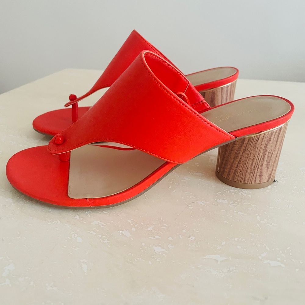 Andrew Marc New York "Hazel" Bold Coral Red Women's Slip On Sandals Shoes 6 M